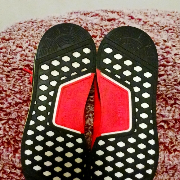 Adidas NMD R1 - Picture 2 of 7